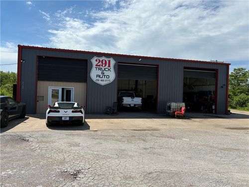 2704 N State Route 291 Highway, Harrisonville, MO, 64701 | Card Image