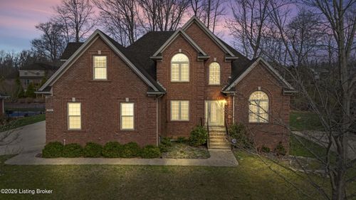 3516 Hardwood Forest Dr, Louisville, KY, 40214-6512 | Card Image