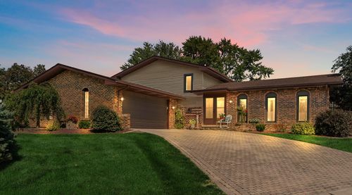 2605 Osage Dr, Dyer, IN, 46311-2249 | Card Image