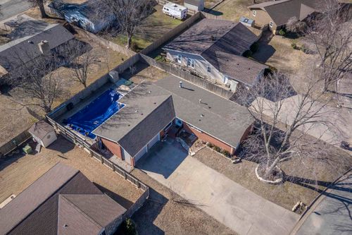 1029 Highland Dr, Arkansas City, KS, 67005 | Card Image