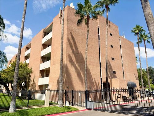 305-600 Wichita Avenue, McAllen, TX, 78503 | Card Image