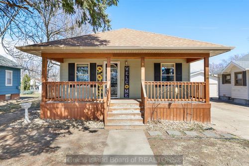 907 E 6th St, Hastings, NE, 68901-5433 | Card Image