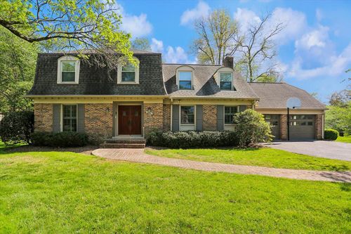 8200 W Gainsborough Ct, POTOMAC, MD, 20854-4273 | Card Image