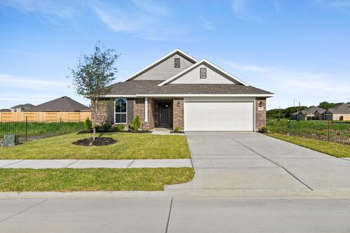 2249 W Post Oak Cir, Dayton, TX, 77535-9704 | Card Image