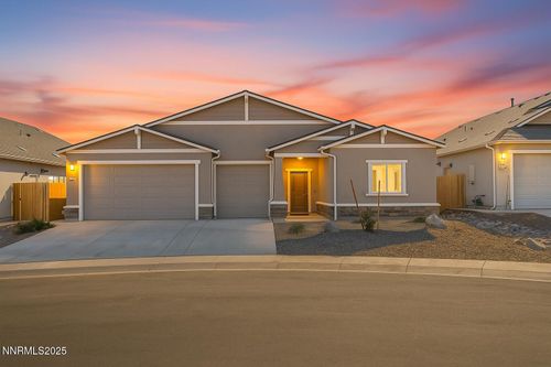 707 Butte Creek Rd, Dayton, NV, 89403-9372 | Card Image