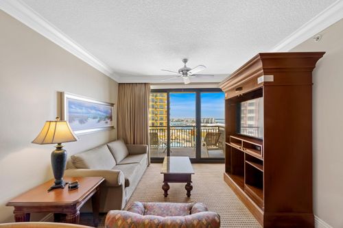 w324-10 Harbor Blvd, Destin, FL, 32541-7374 | Card Image