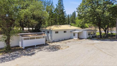16920 Willow Glen Rd, Brownsville, CA, 95919-9707 | Card Image