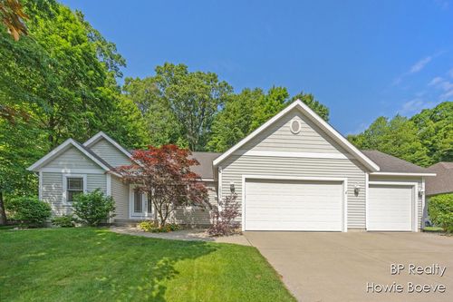 18063 Woodland Trl, Spring Lake, MI, 49456-2827 | Card Image