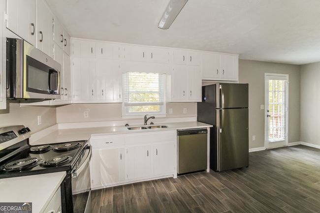 1355 Cone Cir, House other with 3 bedrooms, 3 bathrooms and null parking in Grayson GA | Image 8