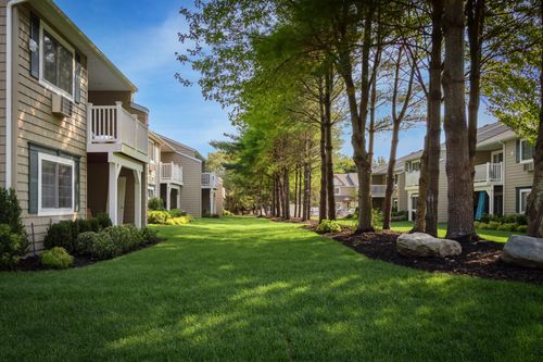 275-275 Cassa Loop, Holtsville, NY, 11742-2618 | Card Image