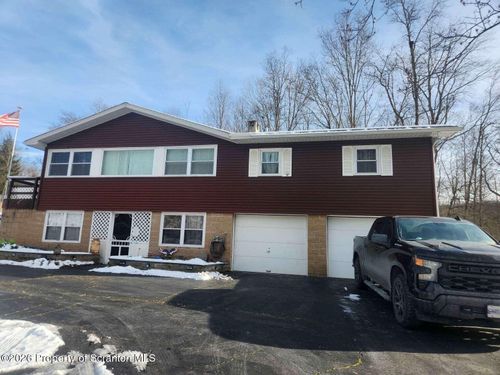 374 Country Rd, FALLS, PA, 18615-7712 | Card Image