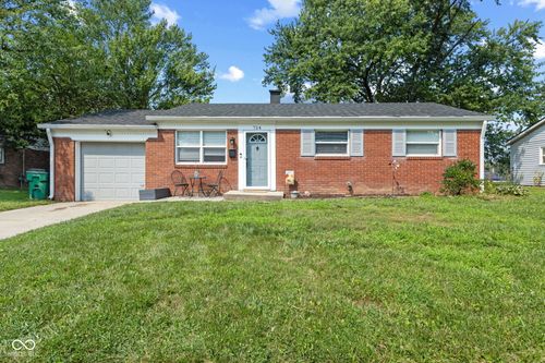 724 Maple Ln, Brownsburg, IN, 46112-1730 | Card Image