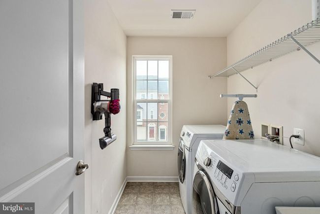 45955 Grammercy Ter, Townhouse with 3 bedrooms, 3 bathrooms and null parking in STERLING VA | Image 38