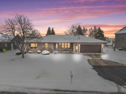 605 Morningside Dr, Chenoa, IL, 61726-1451 | Card Image