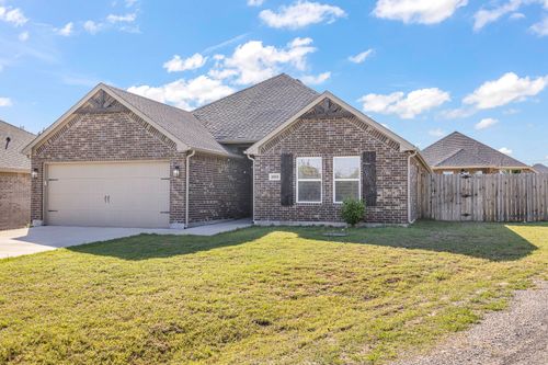 2601 Austin Dr, Granbury, TX, 76048-6594 | Card Image