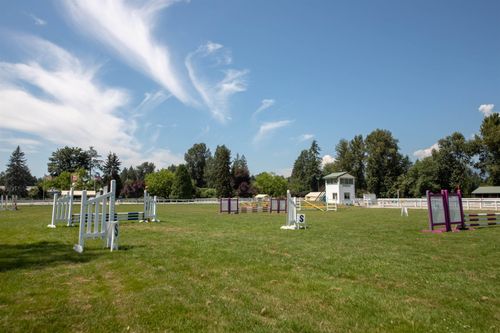 21973 132 Ave, Maple Ridge, BC, V4R0A7 | Card Image