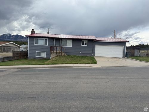 264 S Latigo Loop, Monticello, UT, 84535-7850 | Card Image