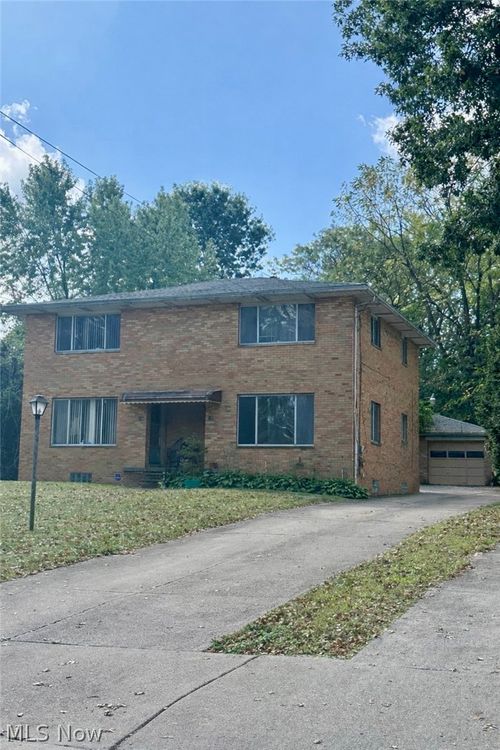 124 Kenridge Road, Fairlawn, OH, 44333 | Card Image