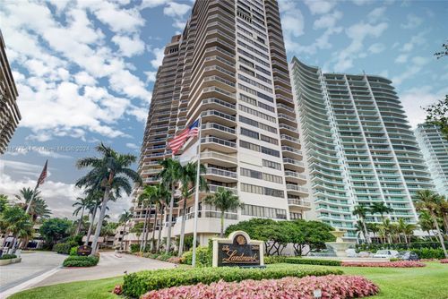apt-2209-20185 E Country Club Dr, Aventura, FL, 33180-3053 | Card Image