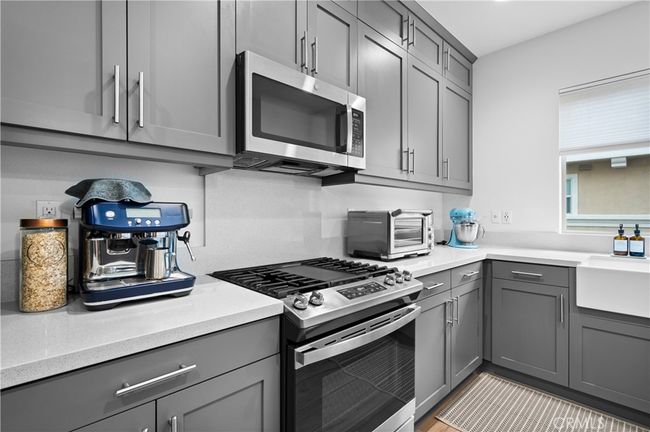 407 Coyote Pass, Condo with 3 bedrooms, 4 bathrooms and 2 parking in Lake Forest CA | Image 18