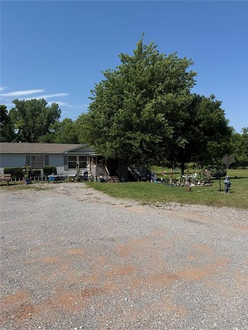 908 County Street 2983, Blanchard, OK, 73010-4418 | Card Image