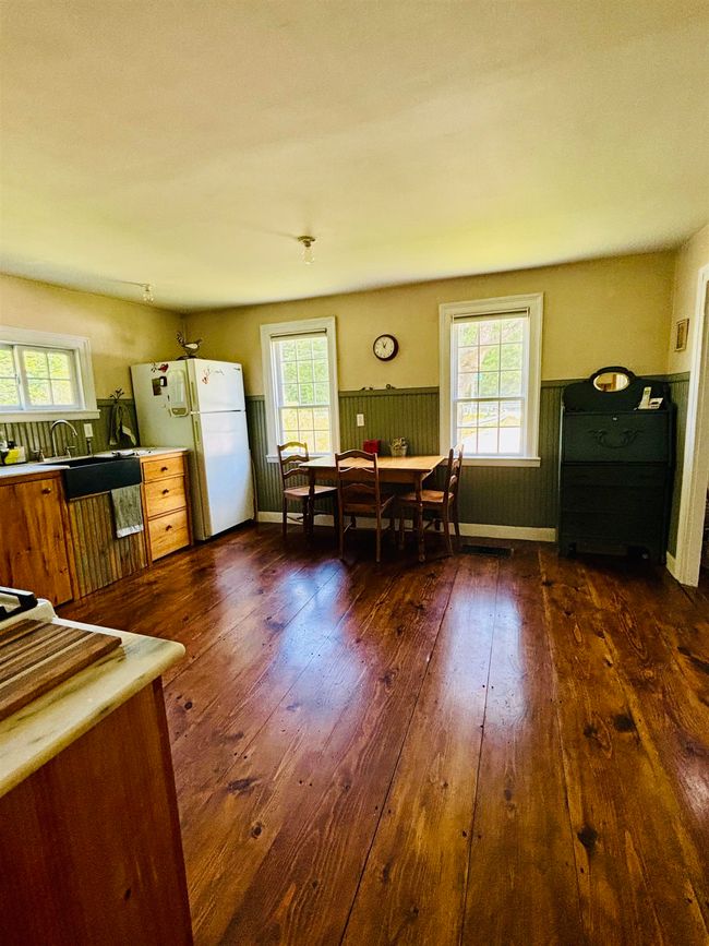 5 Cross Rd, House other with 3 bedrooms, 2 bathrooms and null parking in West Rutland VT | Image 10