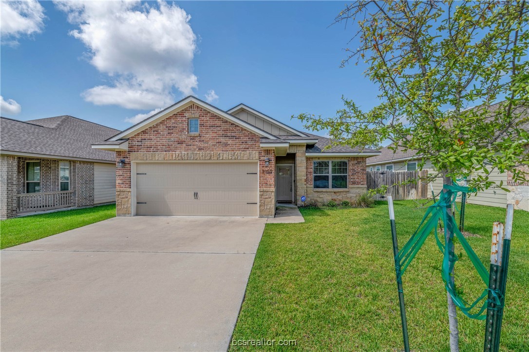 Mountain Wind Loop, Bryan, TX 77807