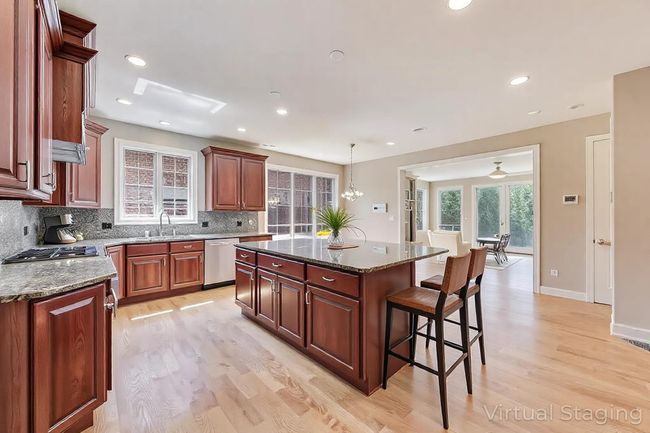 430 Walnut St, House other with 4 bedrooms, 5 bathrooms and 3 parking in Itasca IL | Image 15