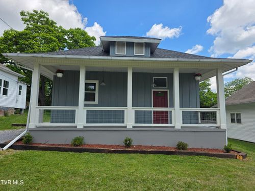 104 Henry St, Greeneville, TN, 37743-5202 | Card Image