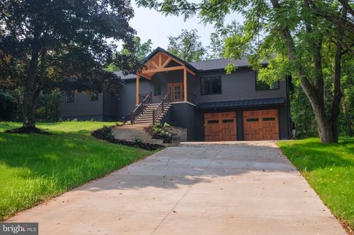 79 Fruit Farm Rd, LEWISBURG, PA, 17837-8170 | Card Image