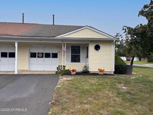 17 Reef Pl, Brick, NJ, 08723-7201 | Card Image