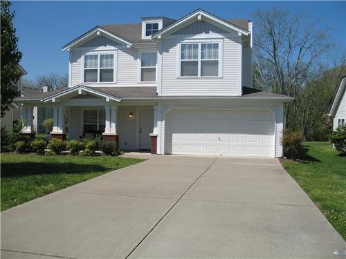 129 Trail Ridge Dr, Hendersonville, TN, 37075-2174 | Card Image