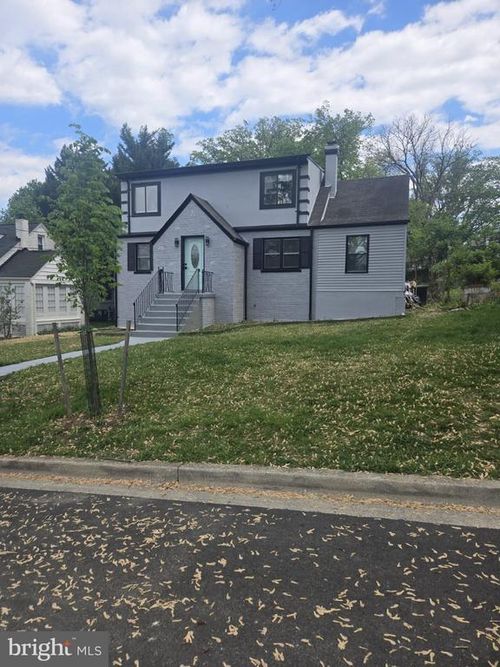 7001 Aspen Ave, TAKOMA PARK, MD, 20912-5448 | Card Image