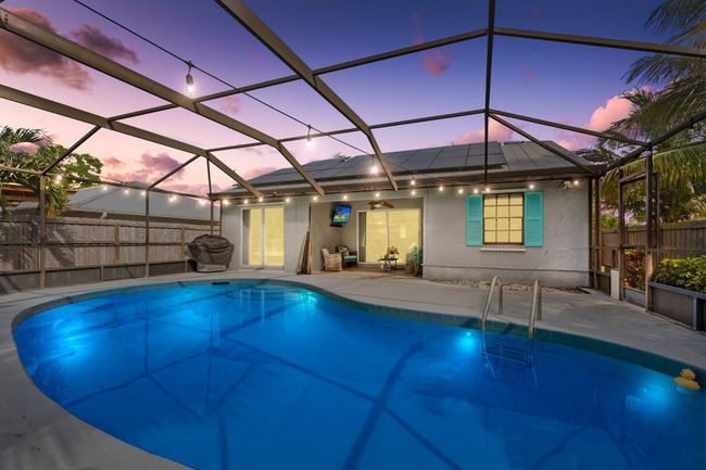 5280 Se Dell St, House other with 4 bedrooms, 2 bathrooms and null parking in Stuart FL | Image 19