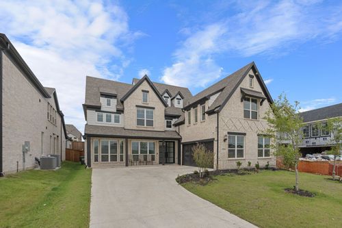 2704 Warm Springs Ln, Celina, TX, 75009-5826 | Card Image