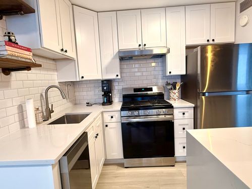 apt-7f-850 Dewitt Pl, CHICAGO, IL, 60611-7307 | Card Image