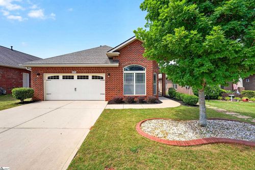 253 Scottish Avenue, Simpsonville, SC, 29680 | Card Image