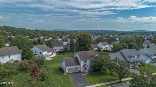 248 Macintosh Dr, PALMYRA, PA, 17078-8605 | Card Image