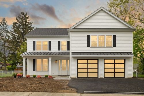 23 Sylvester Rd, Newton, MA, 02465-1114 | Card Image