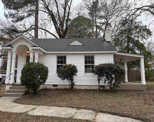 125 E Sherrod Ave, Covington, TN, 38019-2856 | Card Image