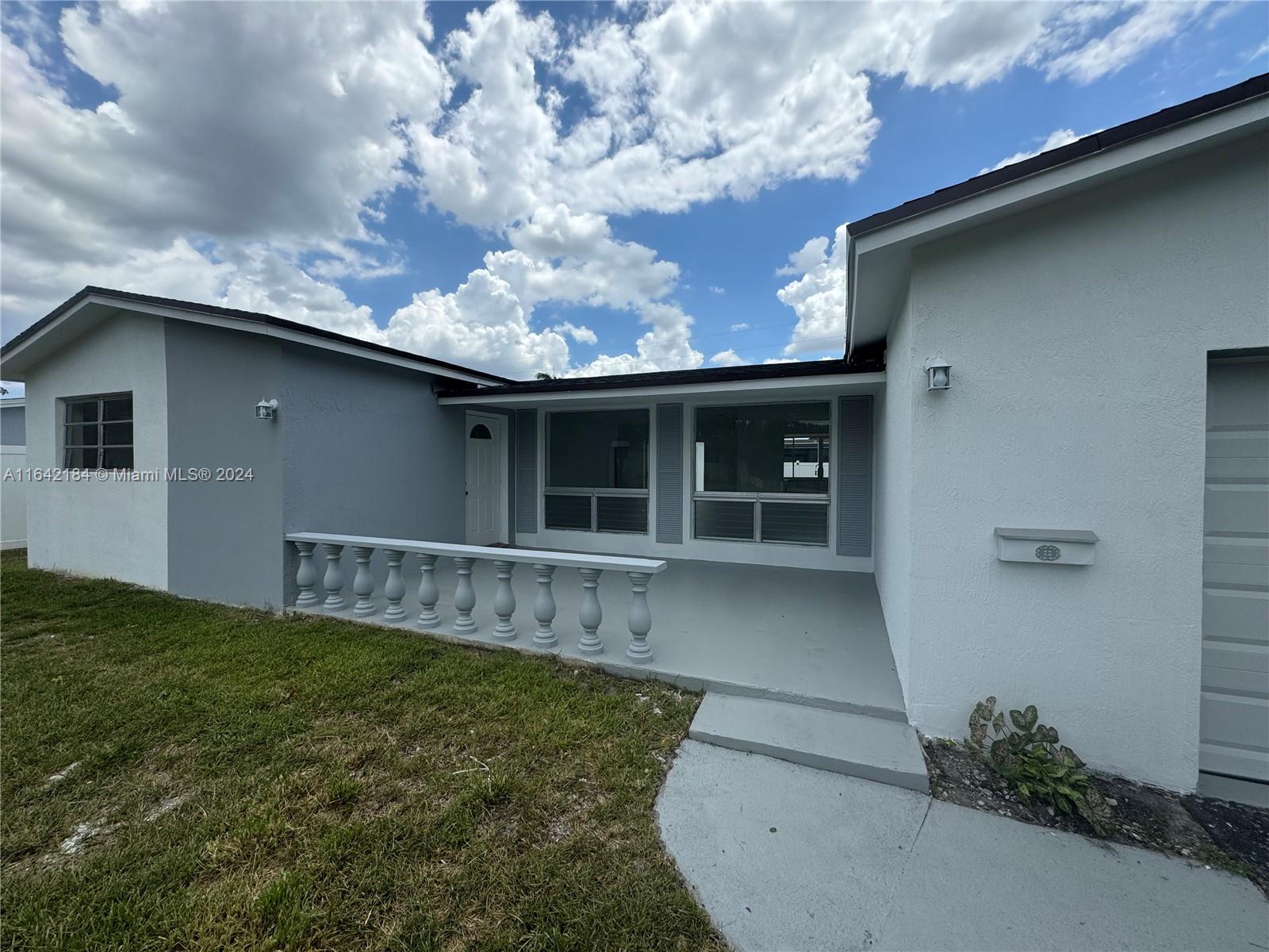 54th St, Cooper City, FL 33328