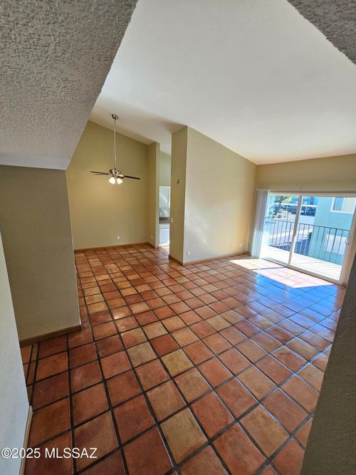 unit-205-820 S Langley Ave, Tucson, AZ, 85710-4876 | Card Image
