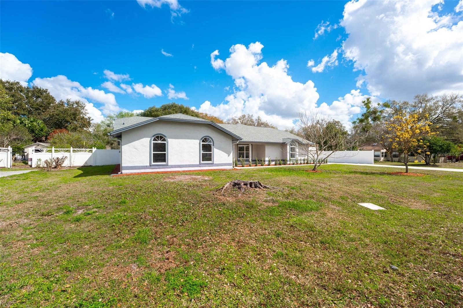 Residential in MOUNT DORA 4