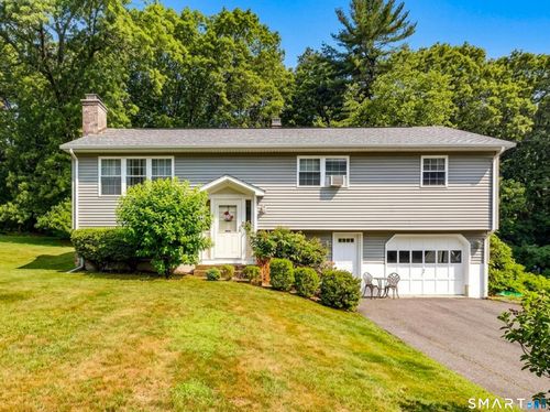 19 Porach Rd, Uncasville, CT, 06382-1429 | Card Image