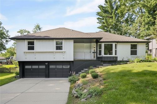 11609 E 60th Ter, Raytown, MO, 64133-4331 | Card Image