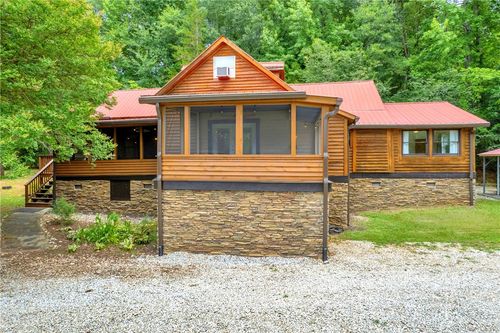785 Rock Crusher Rd, Walhalla, SC, 29691-5211 | Card Image