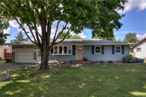 558 Roland St, Chippewa Falls, WI, 54729-3435 | Card Image