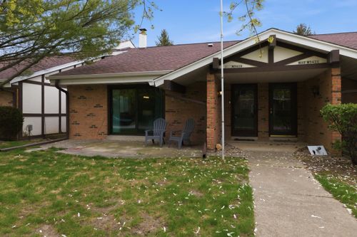N17W5419 Garfield Ct, Cedarburg, WI, 53012-2926 | Card Image