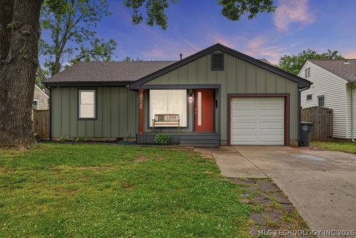4958 Detroit Ave, Tulsa, OK, 74105-4610 | Card Image