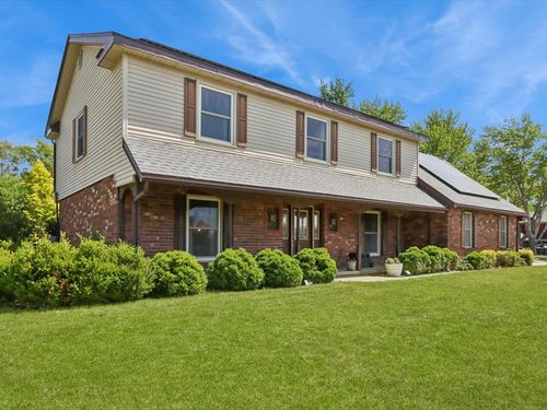 5 Olde Hickory Rd, Coralville, IA, 52241-1145 | Card Image
